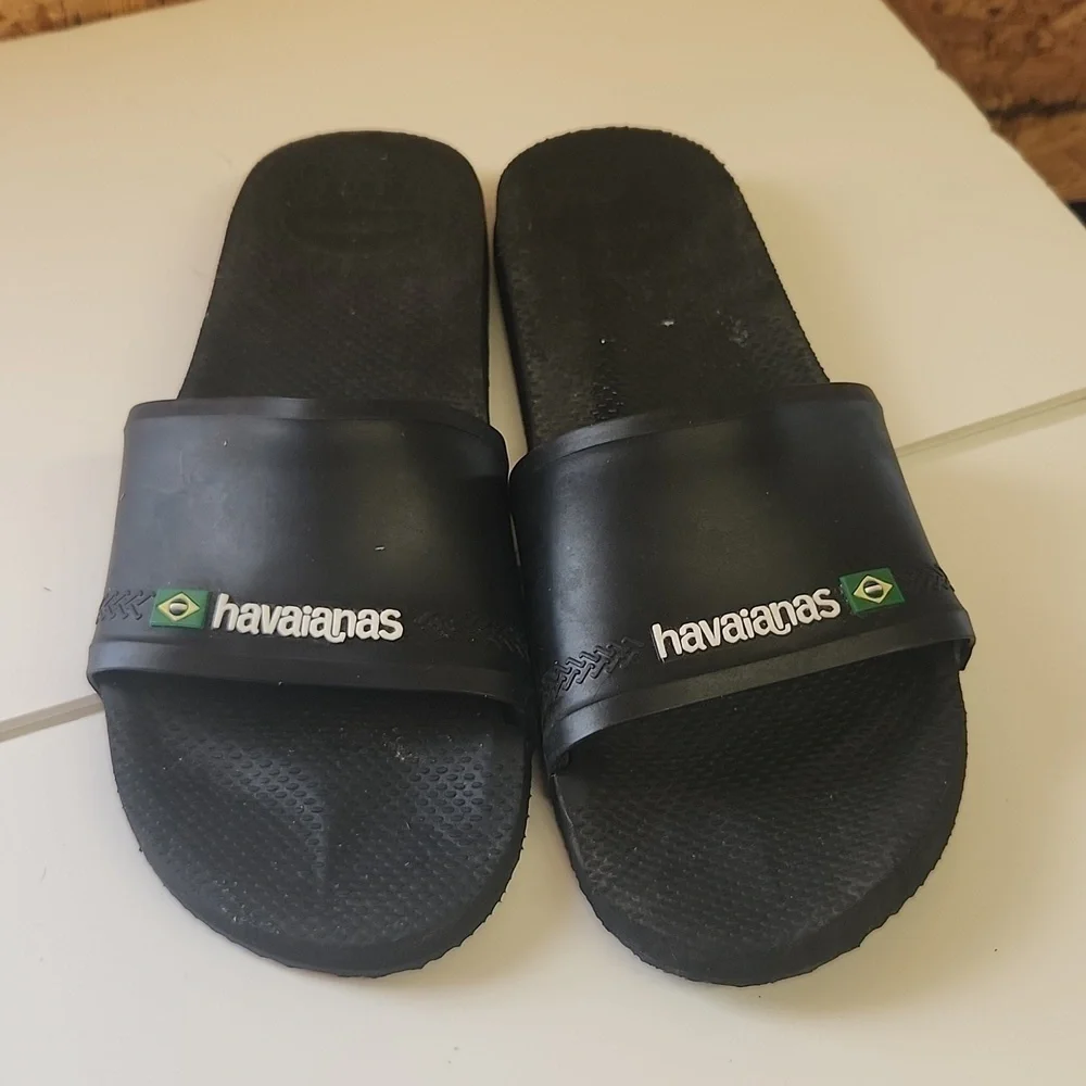 HAVAIANAS slides men's size 9/10 EUC black